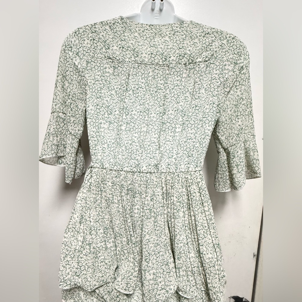 Floral Ruffle Dress Size S - Picture 6 of 9